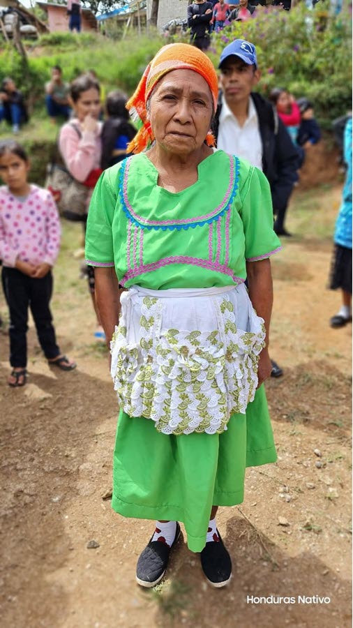 Traje tipico de Opalaca